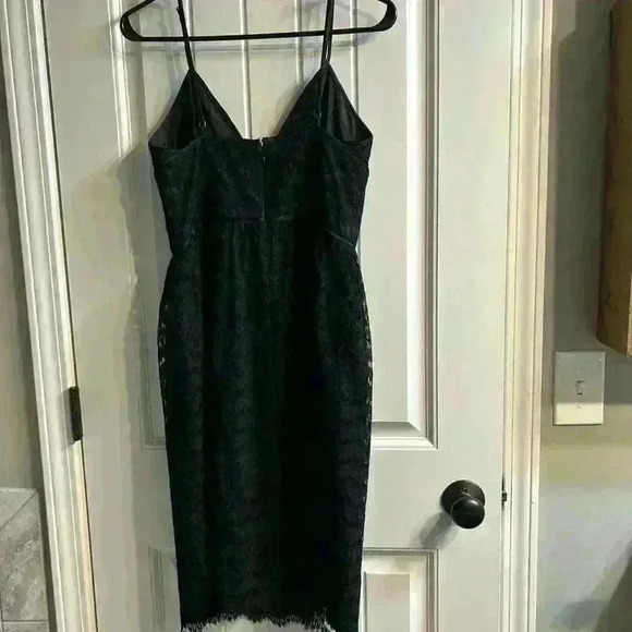 NWOT Trina Turk little black lace dress - Picture 6 of 10